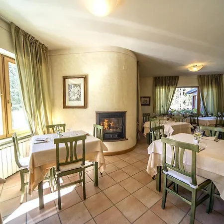 Hotel Veduta Dell'adamello Temu