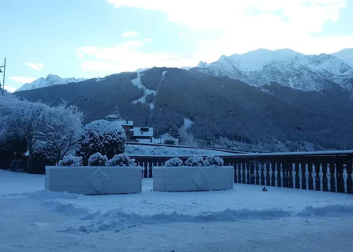 Veduta Dell'adamello Hotel Temù